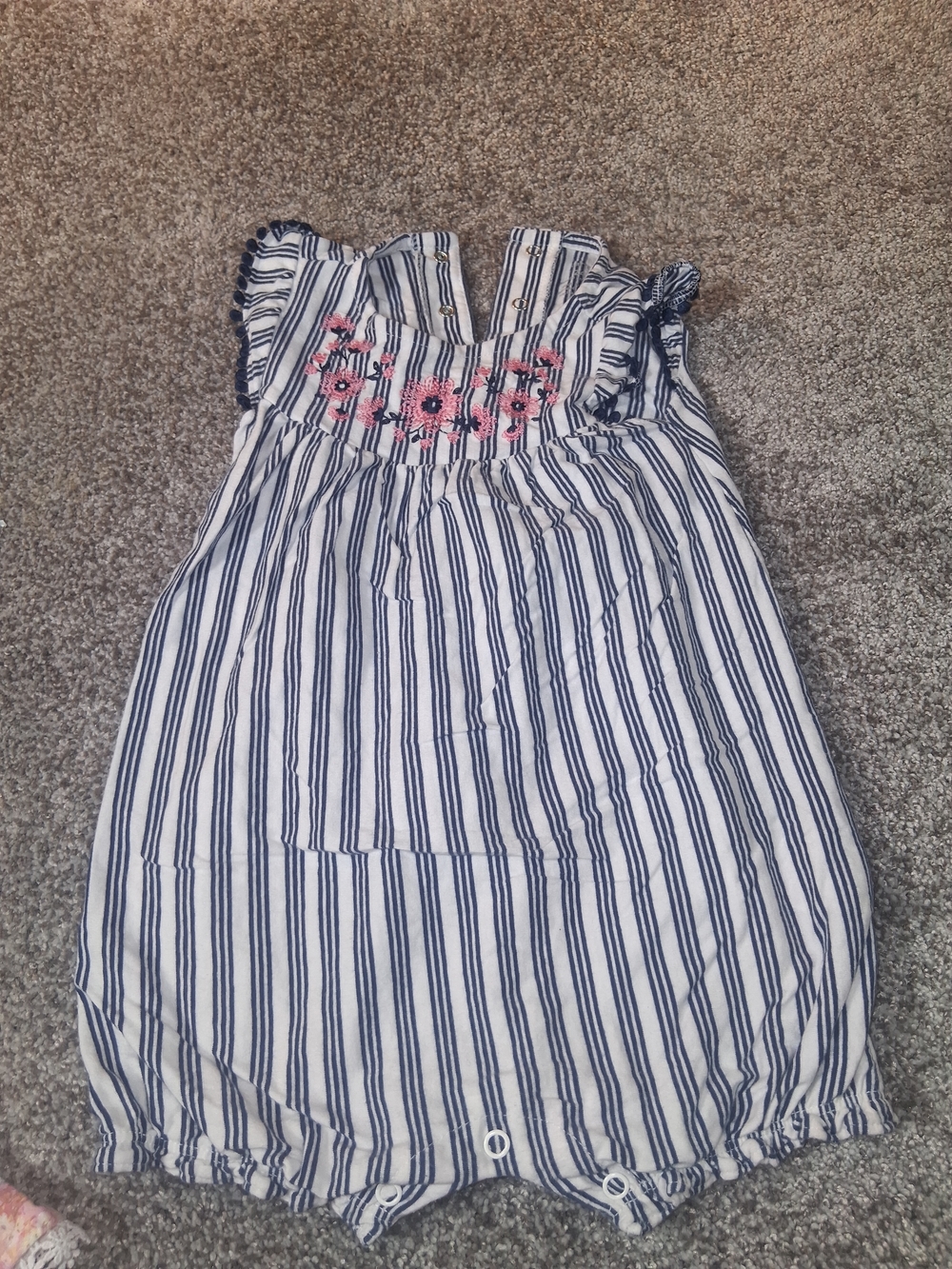 GAP Girls Mixed Dresses Bundle - Blue, Red, Striped, Floral, Cream - Picture 4 of 6